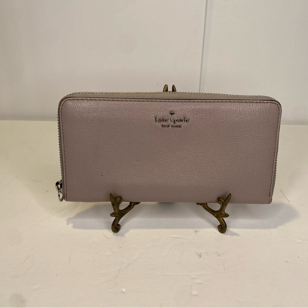Kate Spade Jackson Zip Around Continental Wallet in Taupe Greige Colorway